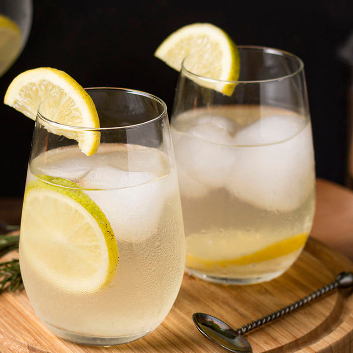 Recipe: How to Make the Perfect Gin and Tonic (With Origin Story)